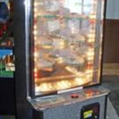 Sports ARENA Arcade Machine - Works - If it Stops Next to a Carousel with Prizes, You Win a Prize