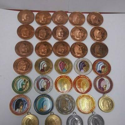 https://www.ebay.com/itm/114273760627	AB0410 COLLECTION OF 34 VINTAGE KREWE OF CHOCTAW MARDI-GRAS HEAVIES, PAINTED HEA	Auction	Starts...