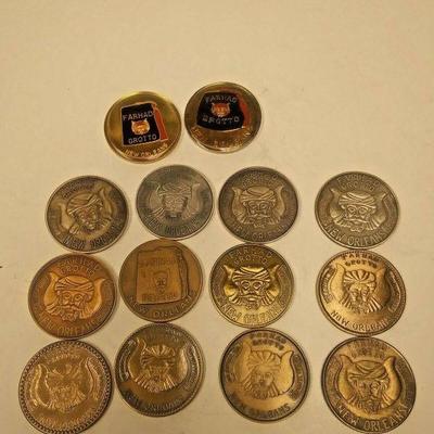 https://www.ebay.com/itm/114273760620	AB0415 COLLECTION OF 14 VINTAGE NEW ORLEANS FARHAD GROTTO MARDI-GRAS HEAVIES	Auction	Starts...
