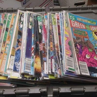 https://www.ebay.com/itm/124166179909	AB0288 DC COMICS LOT OF 54 BOOKS FEATURING GREEN LANTERN TITLES MORE BOX 77 AB0288	 $95 
