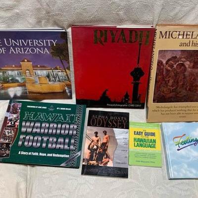 MMC417 Super Assortment of Books & Notebook