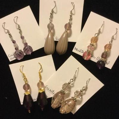 MMC087 Shades of Purple Earrings