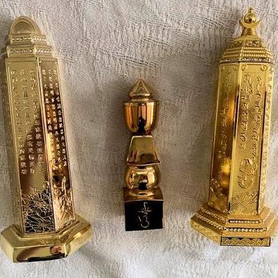MMC401 Pair of Feng Shui Golden Mantra Pagoda's & Metal Pagoda