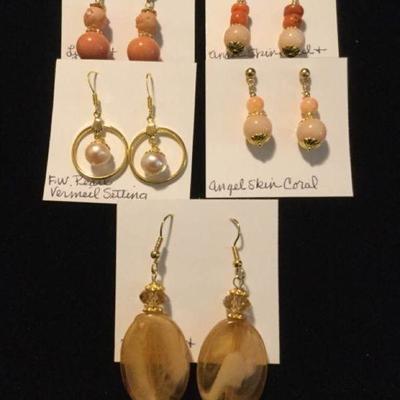 MMC071 Coral Colored Earrings