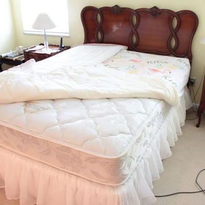 Queen Bed