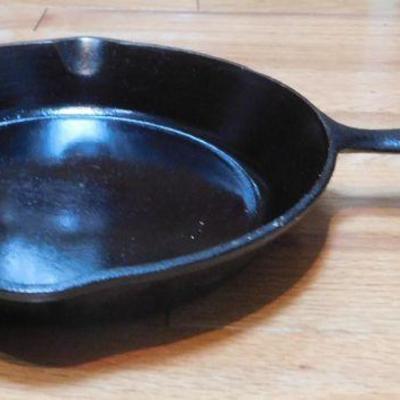 Cast Iron Fry Pan