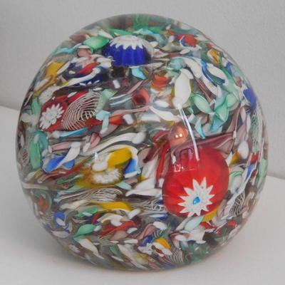 Beautiful Large Art Glass Paperweight 