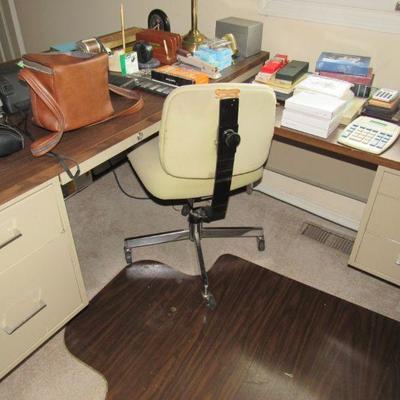 Metal desk