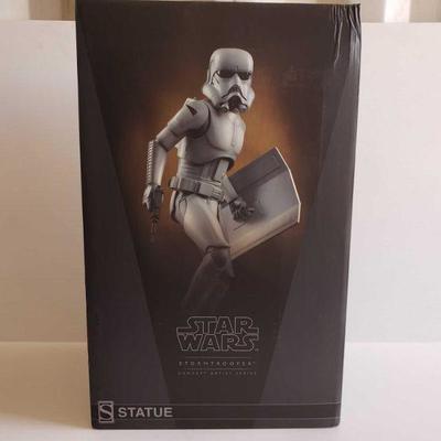 1200	

Star Wars Stormtrooper Concept Artist Series Statue
Factory Sealed.