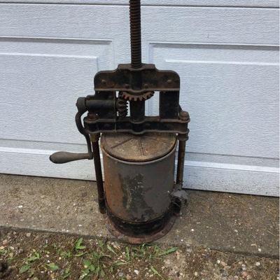 Estate sale photo