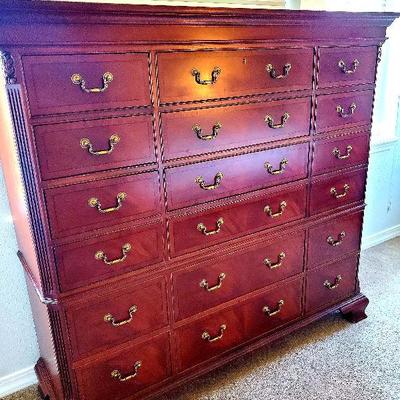 Ethan Allen chest of drawers