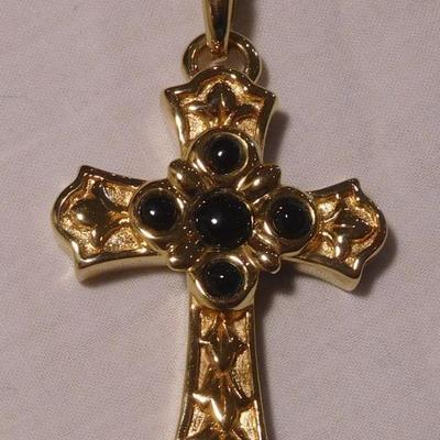 14 k Onyx Cross Pendant