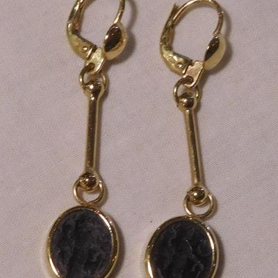 14 k Cameo Earrings -- Hand Carved 
