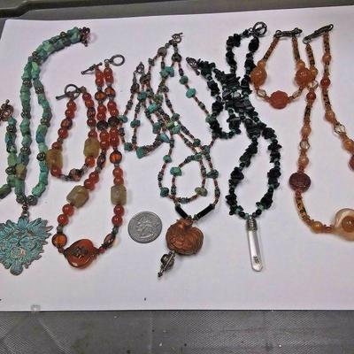 WL3023 https://www.ebay.com/itm/124267482157 WL3023 USED LOT OF 5 COSTUME JEWELRY STONE, GLASS, & METAL NECKLACES & BRACEL...