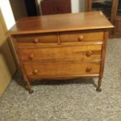 antique oak dresser 38 in wide 19 in deep 33 in tall