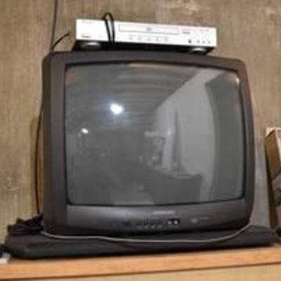 CRT TV & DVD Player on Rotating Base