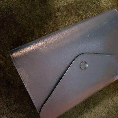 Pocket bible w/Guide to Scriptures
