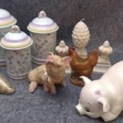 Mixed Decorative Housewares Lot