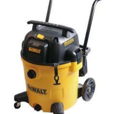 DeWalt 16 Gallon (60L) Portable WetDry Vacuum DVX16PA