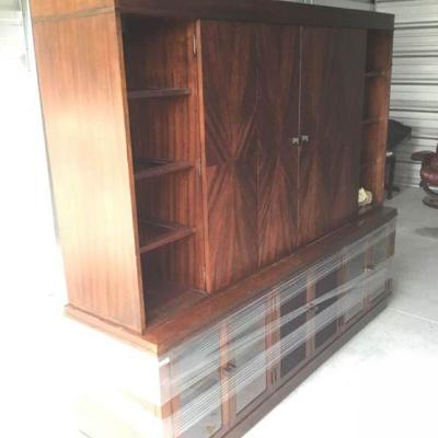 Hekman Wooden Entertainment Center