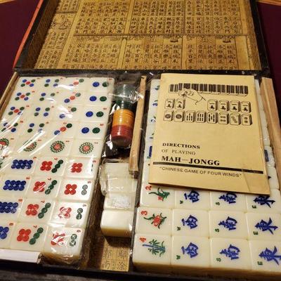 Vintage Mah-Jongg set