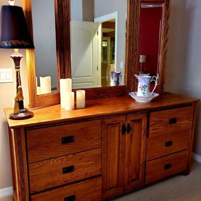 Woodleys dresser