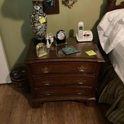 Concave 3 drawer side table