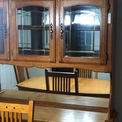 Amish Table / Hutch $1200
