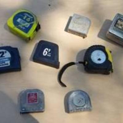 8 tape measures