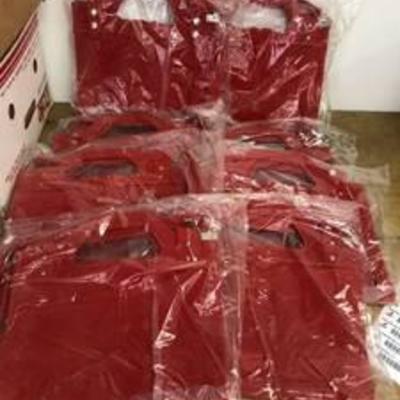 8 Red velvet purses