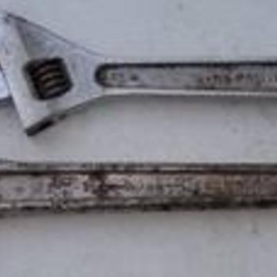 2 big adjustable wrenches