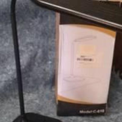 Cosy Swan Desk Lamp
