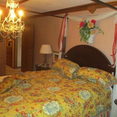 Queen size 4 poster canopy bed.