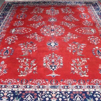 Hand knotted Indo Sarouk area rug