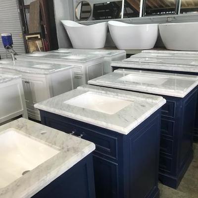 Bathroom Vanities/Sinks