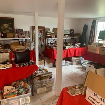 Estate sale photo