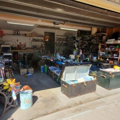 Estate sale photo