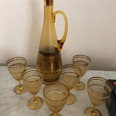 LOVELY VINTAGE AMBER GLASS DECANTER SET