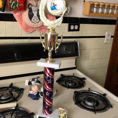 VINTAGE TROPHY