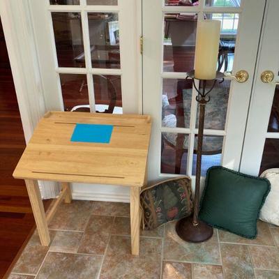 Child's drawing desk