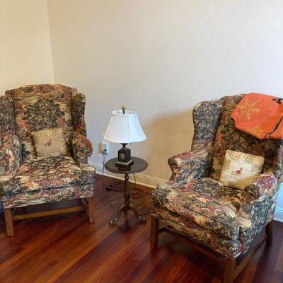Pr. wingbacks