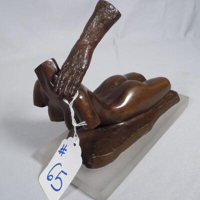Victor Salmones sculpture
