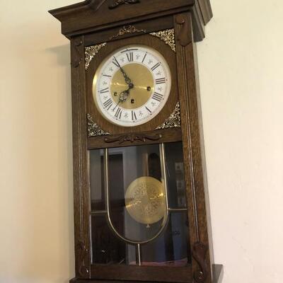 Wall clock 