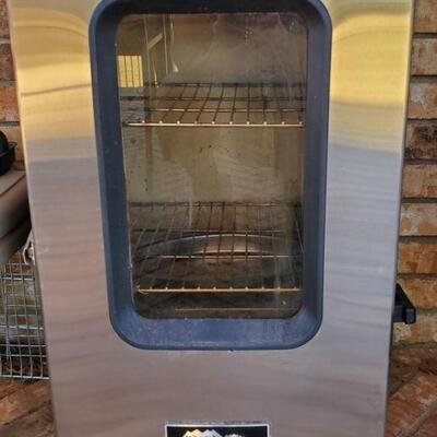 Smoker - Masterbuilt Electric Smokehouse
