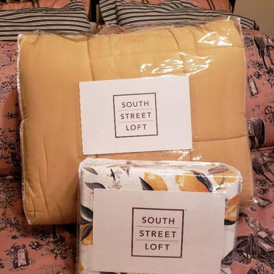 Bedding/Linens