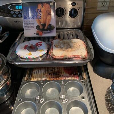 baking tins and mits