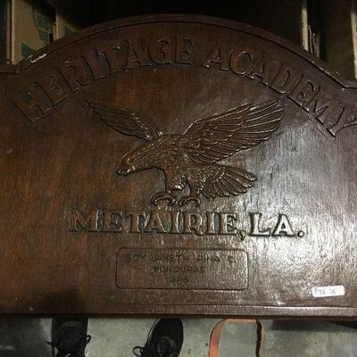 https://www.ebay.com/itm/114448758221	LAR0035 Heritage Academy Wooden Plaque / Sign Pickup Only ( 23.75" L X 18" H)		Auction
