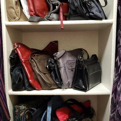 Purses/Handbags/Totes
