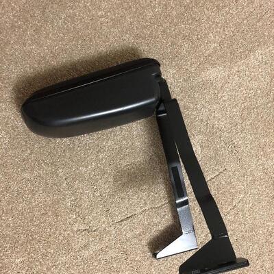 Mini-Cooper after-market arm rest
