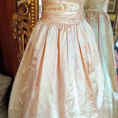 Vintage bridal gowns from the 40s-70s